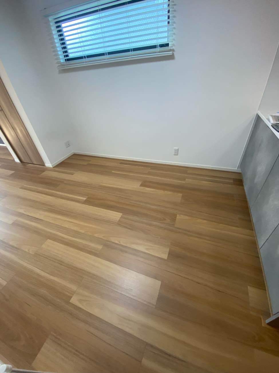 東京都大田区　木目調オーク